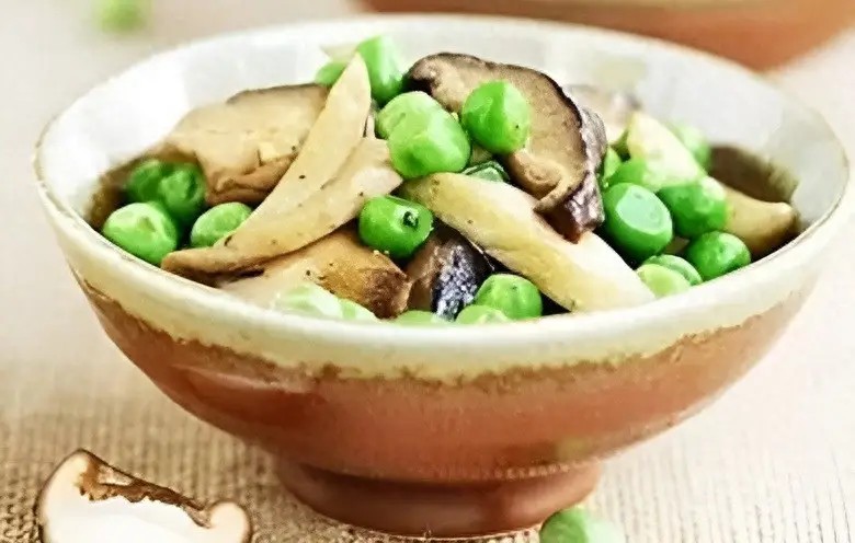 M&oacute;n ăn n&agrave;y l&agrave;m nhanh ch&oacute;ng, nguy&ecirc;n liệu đầy chợ, ngon miệng đến nỗi cả nước sốt cũng hết veo- Ảnh 6.