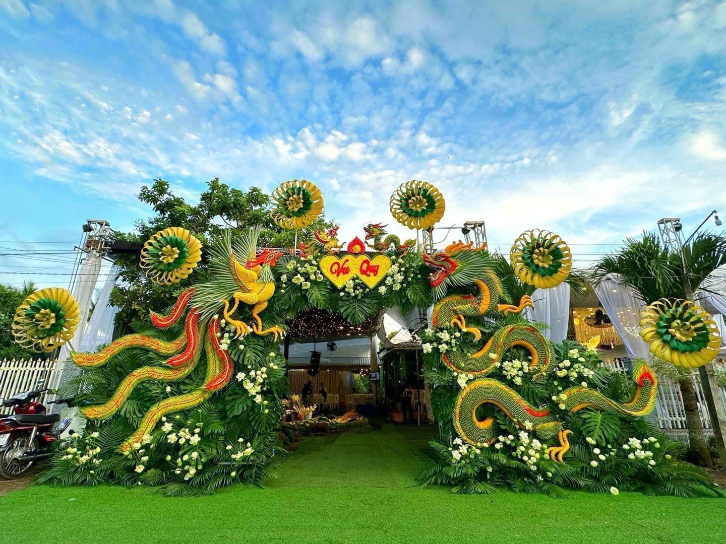 Mỹ nh&acirc;n người miền T&acirc;y l&agrave; tiểu thư nhưng gia đ&igrave;nh ph&aacute; sản, được ch&agrave;ng trai k&eacute;m 4 tuổi mang 20 c&acirc;y v&agrave;ng hỏi cưới - Ảnh 4.