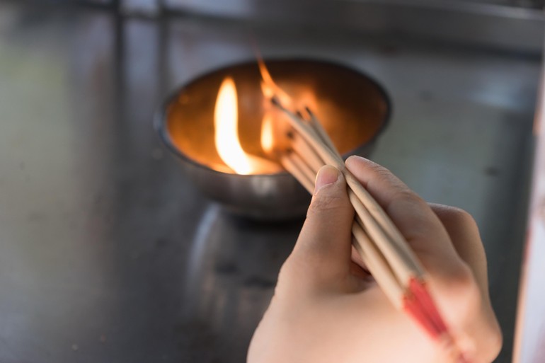 Ng&agrave;y c&agrave;ng nhiều người tử vong v&igrave; ung thư phổi, b&aacute;c sĩ n&oacute;i thẳng: 4 việc l&agrave;m buổi s&aacute;ng "ph&aacute; phổi" nhanh hơn h&uacute;t thuốc - Ảnh 3.