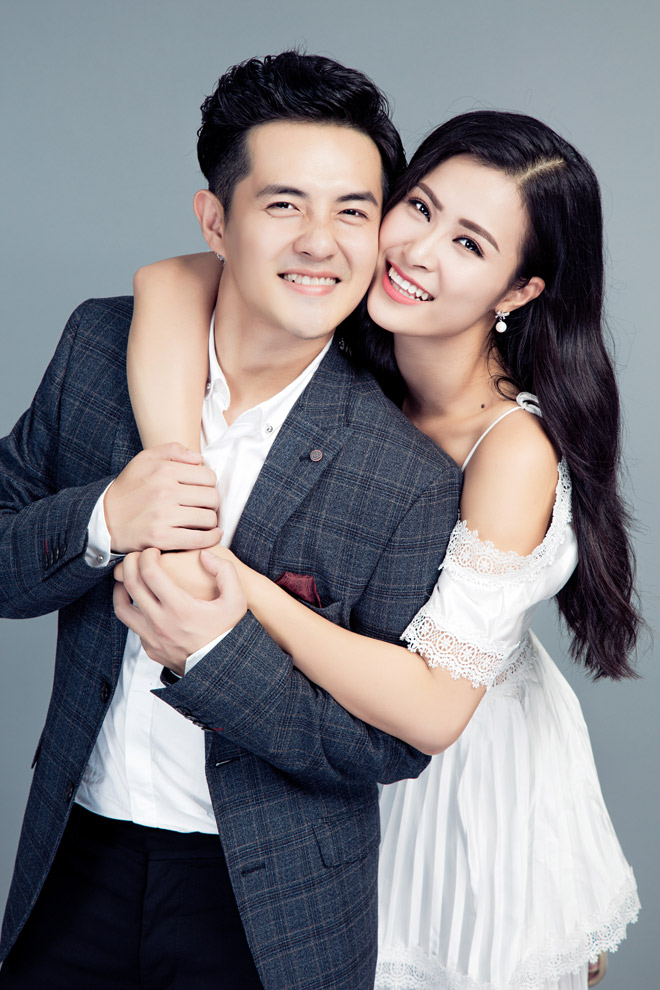 Thiếu gia tập đo&agrave;n nhựa nức tiếng Việt Nam: H&aacute;t ngọt như "m&iacute;a l&ugrave;i", vợ đẹp t&agrave;i năng hết chỗ ch&ecirc; - Ảnh 4.