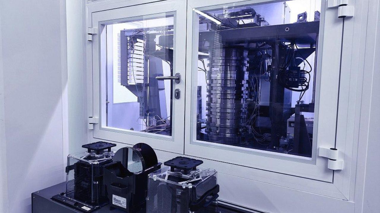 Startup Nga t&igrave;m ra c&aacute;ch mới để sản xuất chip si&ecirc;u nhỏ: Nhanh gấp 3.000 lần c&ocirc;ng nghệ cũ, nhưng &iacute;t nhất 3 năm nữa th&agrave;nh sự thật- Ảnh 2.