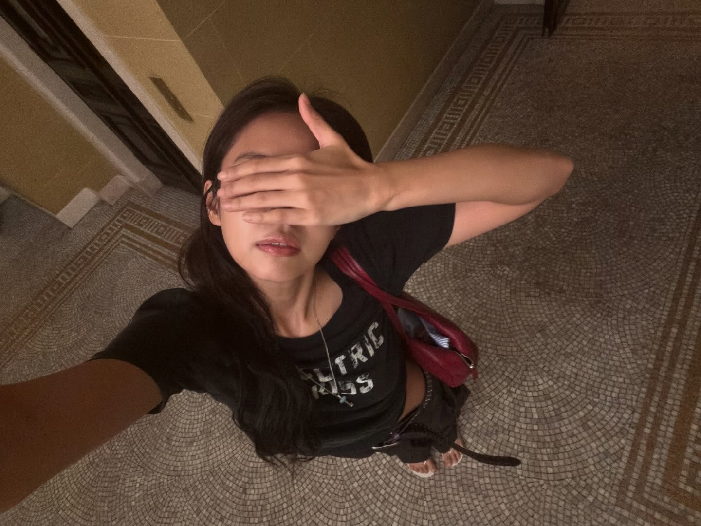 T&igrave;m ra c&aacute;ch để da kh&ocirc;ng t&igrave; vết như Jennie- Ảnh 3.