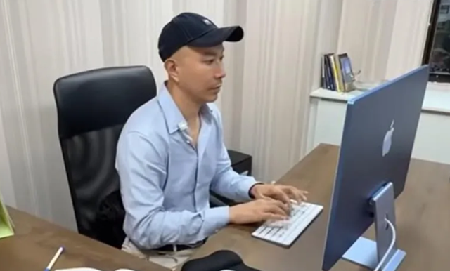 Gi&aacute;m đốc bệnh viện 53 tuổi nhưng trẻ như mới 35 tiết lộ b&iacute; quyết chống l&atilde;o h&oacute;a: Bắt đầu c&agrave;ng sớm, hiệu quả c&agrave;ng cao- Ảnh 2.