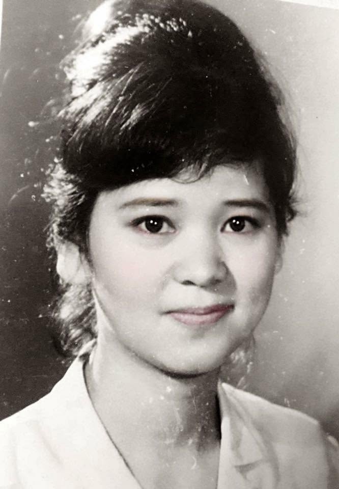 Mẹ của mỹ nh&acirc;n H&agrave; Nội từng phủ s&oacute;ng b&igrave;a tạp ch&iacute; 20 năm trước: "M&atilde; gen&rdquo; qu&aacute; đỉnh- Ảnh 2.