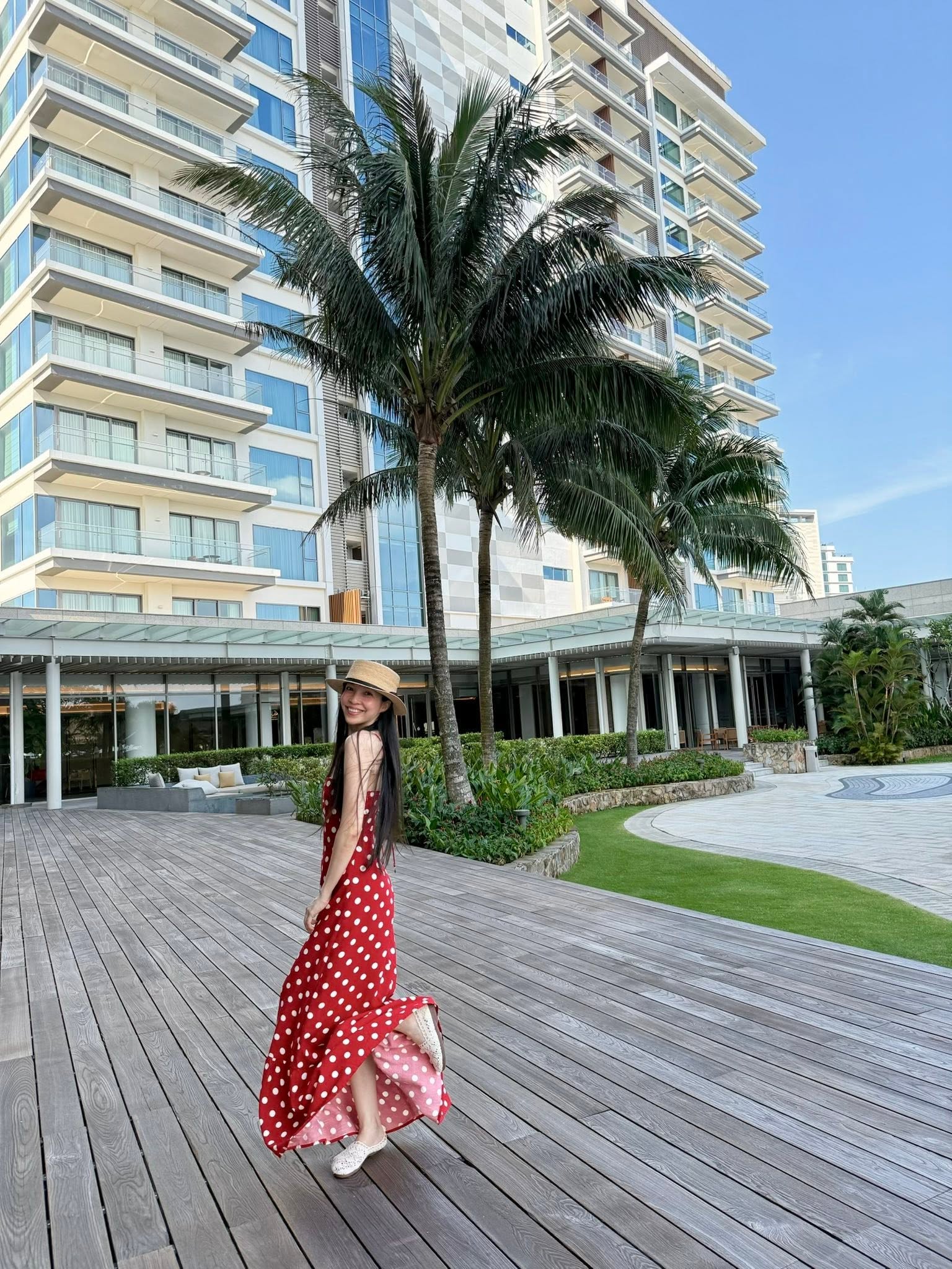 Mỹ nh&acirc;n Việt 45 tuổi vẫn độc th&acirc;n: V&oacute;c d&aacute;ng nuột n&agrave; thấy m&ecirc;, style "chặt ch&eacute;m" hội g&aacute;i trẻ- Ảnh 5.