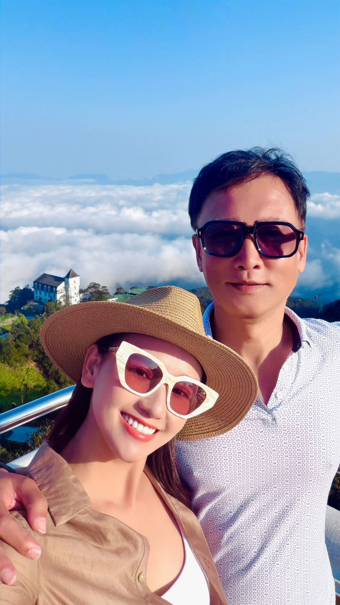 Nữ diễn vi&ecirc;n l&agrave; người đẹp Phụ nữ thế kỷ 21 c&oacute; BST kim cương h&agrave;ng trăm tỷ, được chồng nu&ocirc;i 17 năm- Ảnh 9.