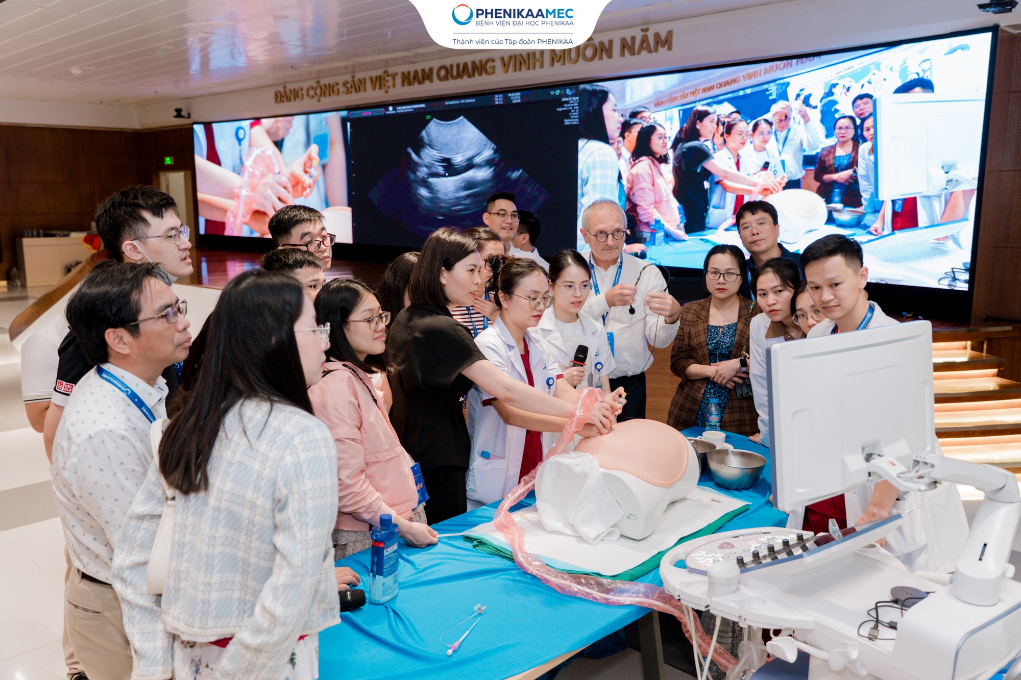 Những người thay đổi c&aacute;ch thế giới cứu thai nhi c&ugrave;ng hội tụ tại H&agrave; Nội - Ảnh 1.