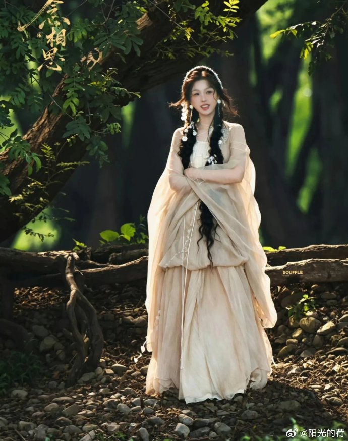 Phim ng&ocirc;n t&igrave;nh mới khởi quay đ&atilde; ngập tr&agrave;n drama: Cặp ch&iacute;nh ti&ecirc;n đồng ngọc nữ nhưng cạch mặt nhau- Ảnh 4.