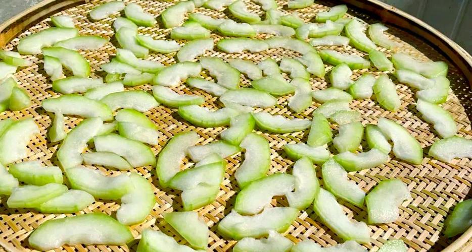 Khi m&ugrave;a thu bắt đầu, n&ecirc;n phơi kh&ocirc; 4 loại rau n&agrave;y, bảo quản trong tủ lạnh v&agrave; d&ugrave;ng để nấu ăn đến tận năm sau- Ảnh 19.