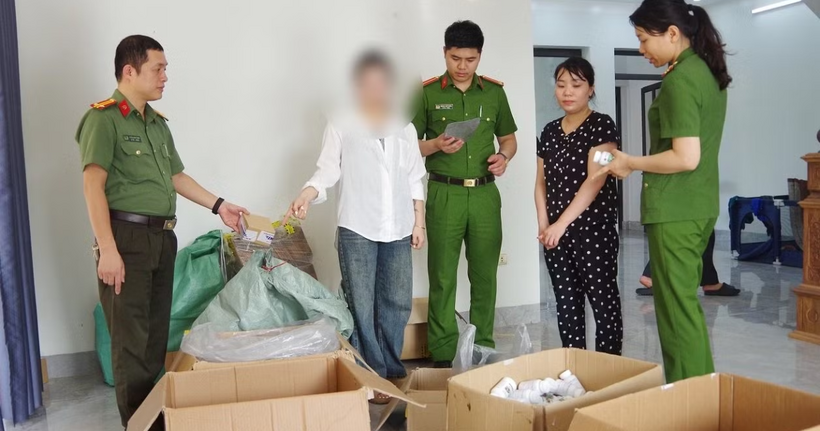Những người từng mua thuốc đ&ocirc;ng y gia truyền qua c&aacute;c số điện thoại n&agrave;y khẩn trương li&ecirc;n hệ C&ocirc;ng an- Ảnh 2.