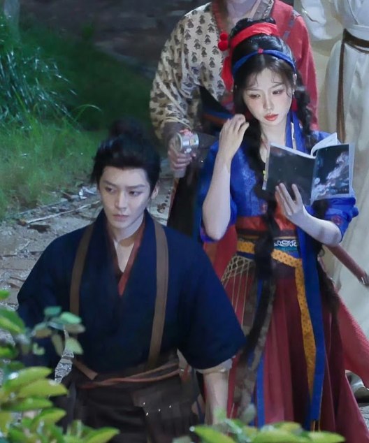 Phim ng&ocirc;n t&igrave;nh mới khởi quay đ&atilde; ngập tr&agrave;n drama: Cặp ch&iacute;nh ti&ecirc;n đồng ngọc nữ nhưng cạch mặt nhau- Ảnh 5.