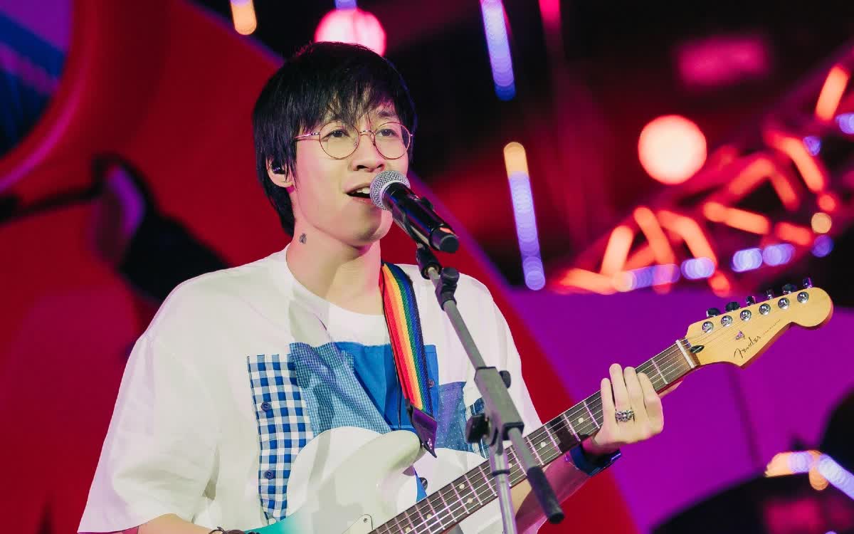 B&agrave;i h&aacute;t khổ nhất Việt Nam: Bị bản cover gấp 5 lần lượt xem, nay th&agrave;nh trung t&acirc;m tranh c&atilde;i v&igrave; show Ch&ocirc;ng Gai- Ảnh 7.