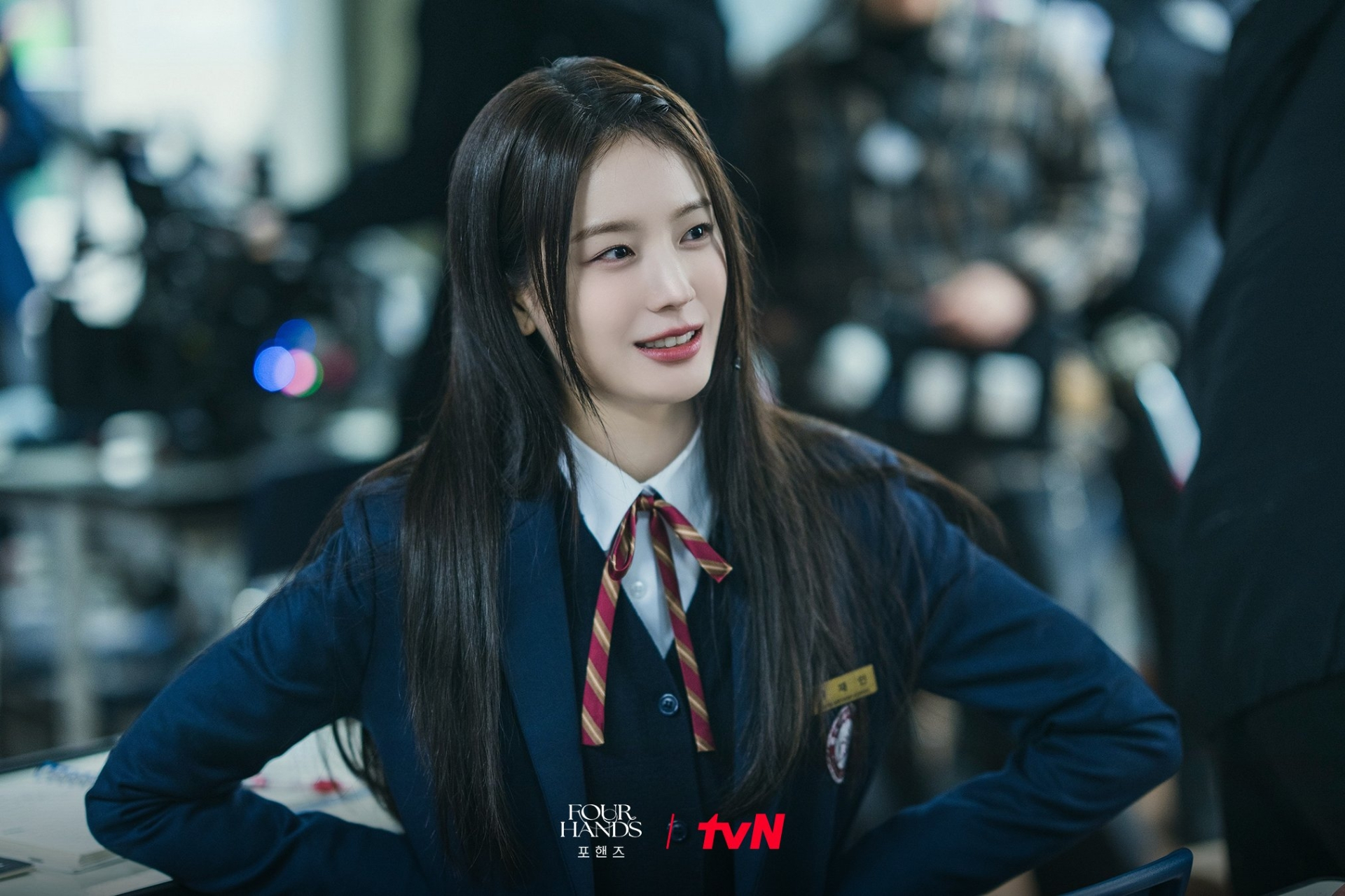 Th&iacute;ch m&ecirc; phim H&agrave;n si&ecirc;u cuốn đang top 1 rating: 2 nam ch&iacute;nh chemistry bể b&igrave;nh, thi nhau phũ nữ ch&iacute;nh tơi tả- Ảnh 4.