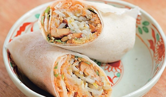 Kh&ocirc;ng phải chỉ uống nước th&ocirc;i đ&acirc;u! H&atilde;y ăn loại "thực phẩm" n&agrave;y trước bữa ăn để tăng cảm gi&aacute;c no v&agrave; giảm calo nạp v&agrave;o người - Ảnh 2.