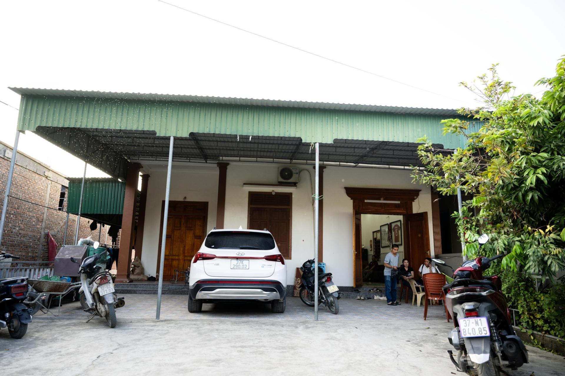 Căn ph&ograve;ng &ldquo;đắt gi&aacute;&rdquo; của Đ&igrave;nh Bắc trong nh&agrave; mới- Ảnh 7.