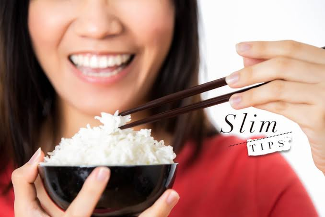 Ăn cơm thế n&agrave;o để kh&ocirc;ng dễ t&iacute;ch mỡ? B&aacute;c sĩ chỉ 3 c&aacute;ch ăn tinh bột để kiểm so&aacute;t c&acirc;n nặng- Ảnh 3.