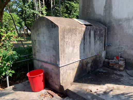 Lời khuy&ecirc;n cho gia đ&igrave;nh sử dụng bể nước xi măng hơn 10 năm - Ảnh 3.