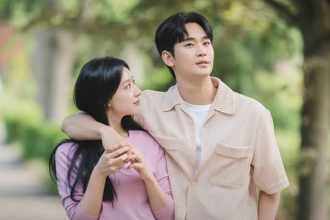 "Kim Soo Hyun kh&ocirc;ng biết xấu hổ"- Ảnh 6.
