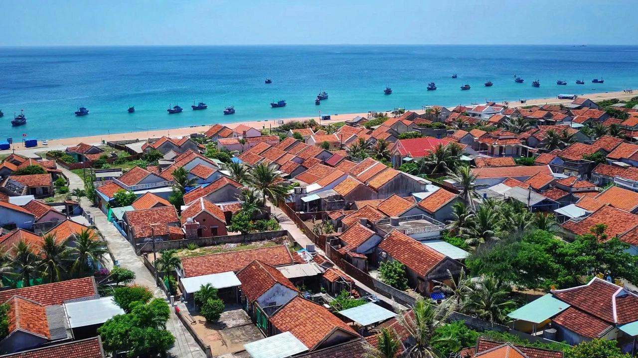 Việt Nam sở hữu ng&ocirc;i l&agrave;ng ch&agrave;i 400 năm tuổi v&iacute; như &ldquo;vi&ecirc;n ngọc th&ocirc;&rdquo; của xứ Nẫu, được đề cử &ldquo;L&agrave;ng du lịch tốt nhất thế giới&rdquo;- Ảnh 1.