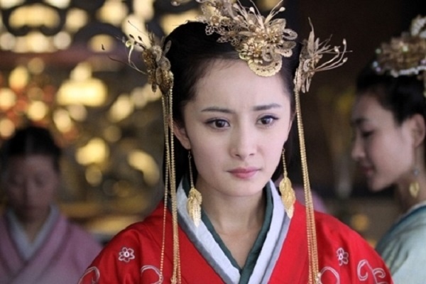 Mỹ nh&acirc;n duy nhất biến cả một năm mang t&ecirc;n ch&iacute;nh m&igrave;nh: Visual dẫn đầu thời đại, 15 năm vẫn ở đỉnh showbiz- Ảnh 4.