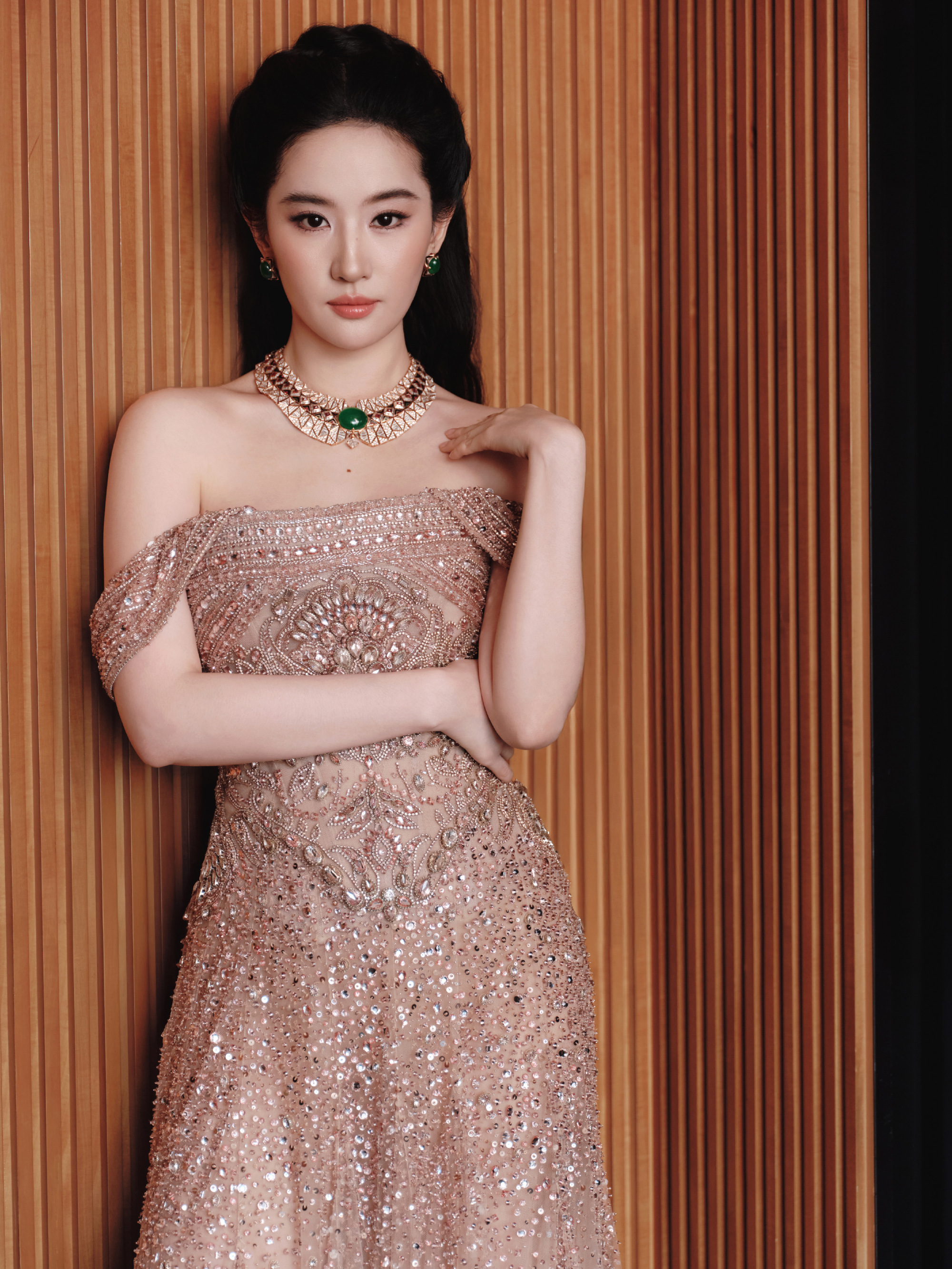 T&agrave;i nguy&ecirc;n khủng, đ&oacute;ng c&ugrave;ng to&agrave;n si&ecirc;u sao nhưng Lưu Diệc Phi vẫn l&agrave; "thảm họa ph&ograve;ng v&eacute;"- Ảnh 1.