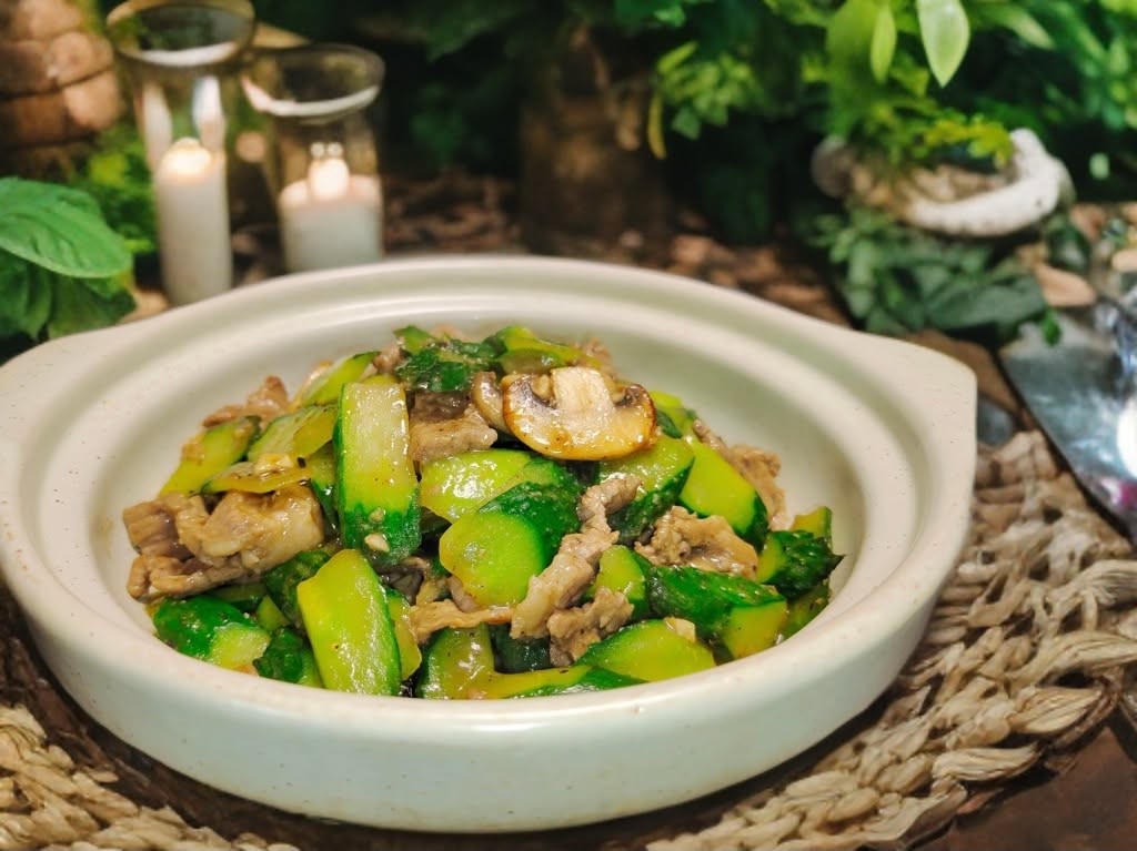 Chỉ cần x&agrave;o 3 nguy&ecirc;n liệu n&agrave;y với nhau trong chưa đầy 10 ph&uacute;t đ&atilde; c&oacute; m&oacute;n ăn ngon tuyệt vời!- Ảnh 8.