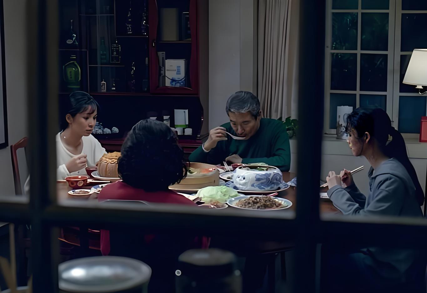 Thứ làm nên sự thịnh vượng của một gia đình chưa bao giờ là nhà đẹp xe sang, mà là 3 điều không thể che giấu này- Ảnh 1.