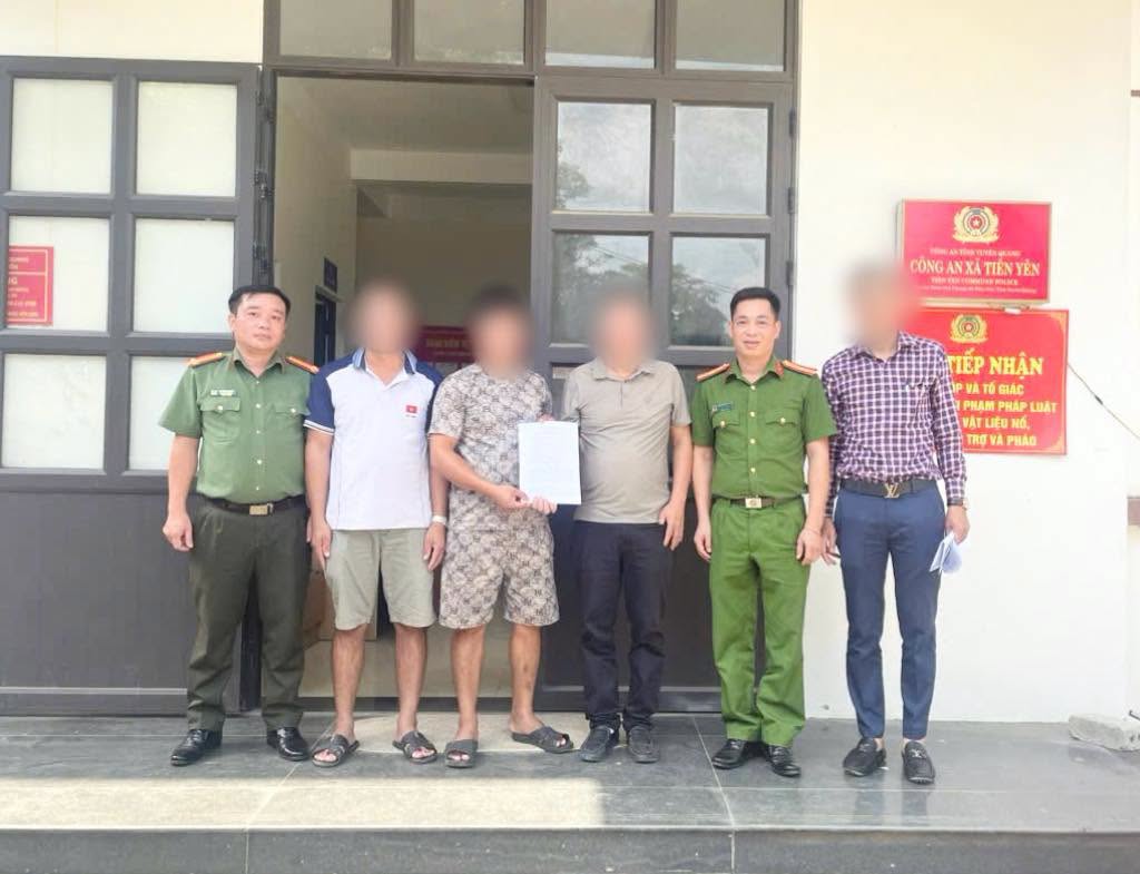 C&ocirc;ng an c&aacute;c tỉnh x&aacute;c minh loạt giao dịch chuyển khoản từ 22,5 triệu, 50 triệu, 499 triệu đến 620 triệu... của c&aacute;c trường hợp sau- Ảnh 4.