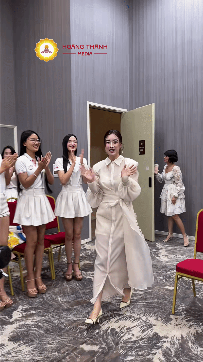 "Hoa hậu ngh&egrave;o nhất Việt Nam" lấy chồng Ph&oacute; chủ tịch tập đo&agrave;n, camera thường soi cận nhan sắc thật hậu sinh con lần 2- Ảnh 2.