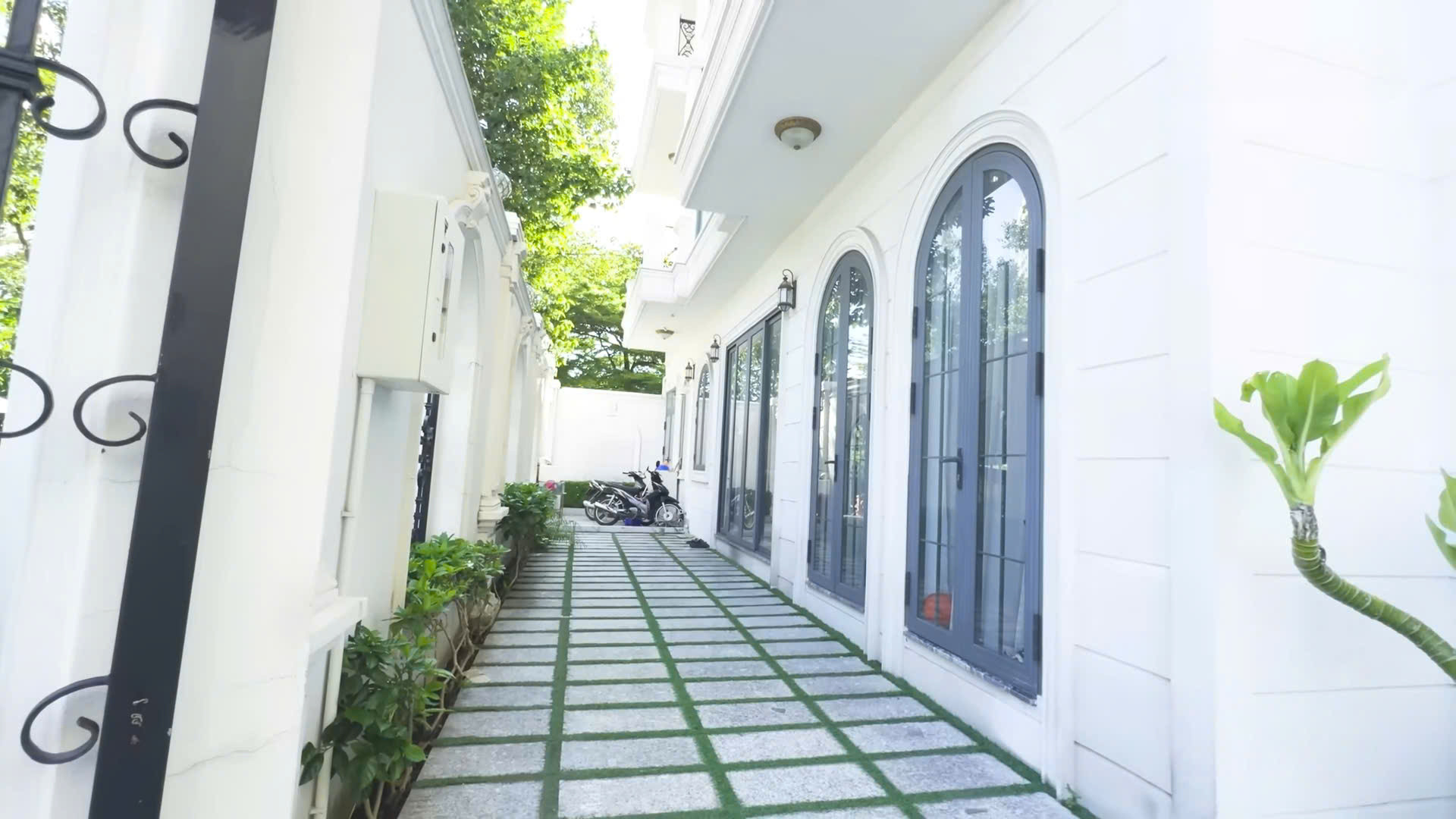Căn nhà 50 tỷ của ca sĩ Đăng Khôi- Ảnh 4.