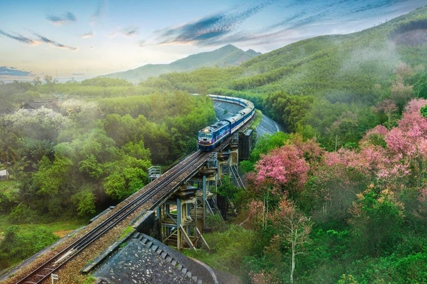 Trong th&aacute;ng 2/2027, si&ecirc;u dự &aacute;n đường sắt gần 290.000 tỷ đồng, đi qua 6 tỉnh, th&agrave;nh phố ph&iacute;a Bắc phải ho&agrave;n th&agrave;nh nhiệm vụ n&agrave;y- Ảnh 1.