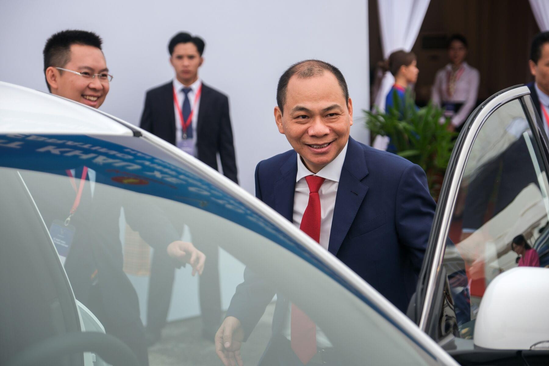 Chỉ c&oacute; Elon Musk gi&agrave;u hơn &ocirc;ng Phạm Nhật Vượng trong lĩnh vực n&agrave;y- Ảnh 1.