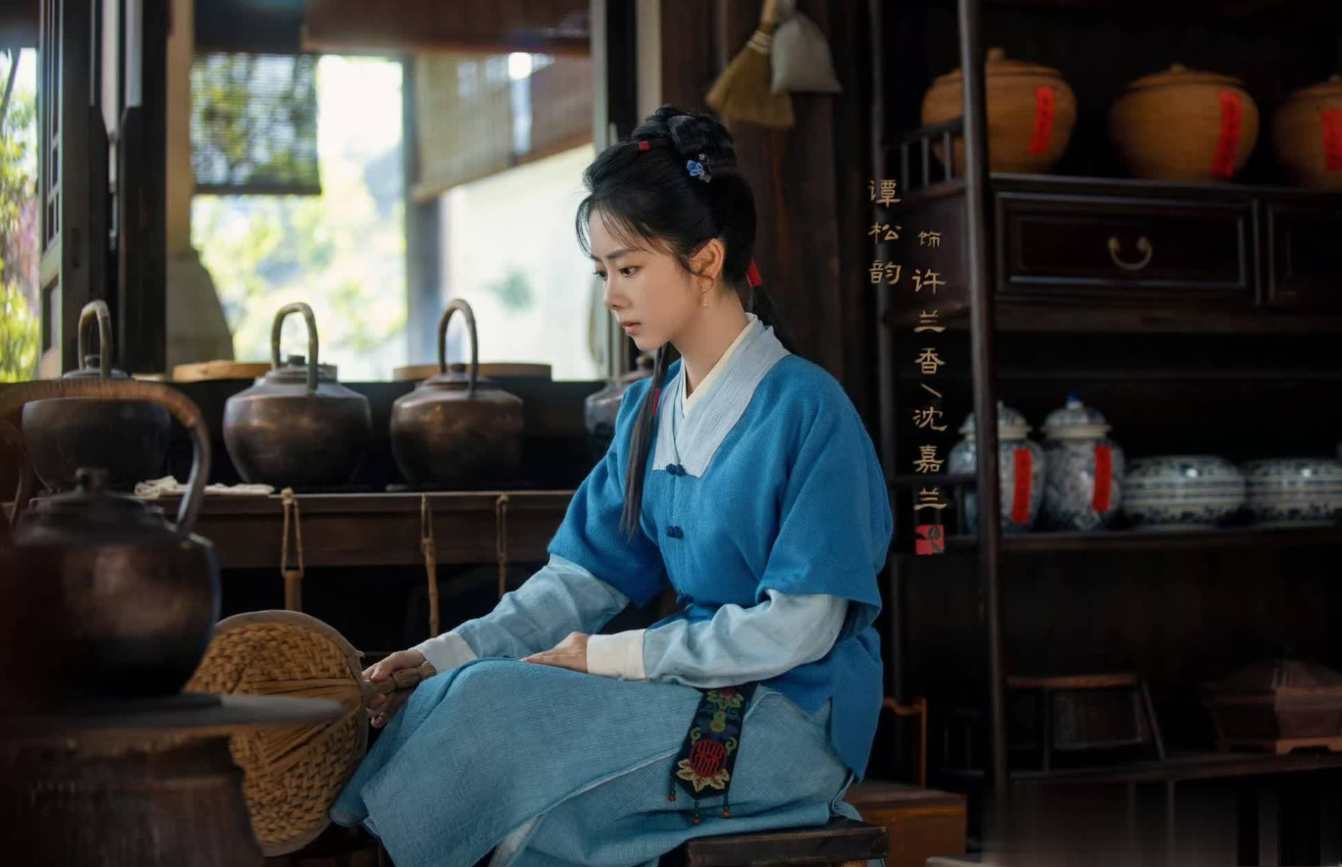 Phim mới của Đ&agrave;m T&ugrave;ng Vận đang l&agrave;m MXH ch&igrave;m trong nước mắt: Nữ ch&iacute;nh sống kh&ocirc;ng bằng chết, thủ sẵn khăn giấy hẵng xem- Ảnh 3.