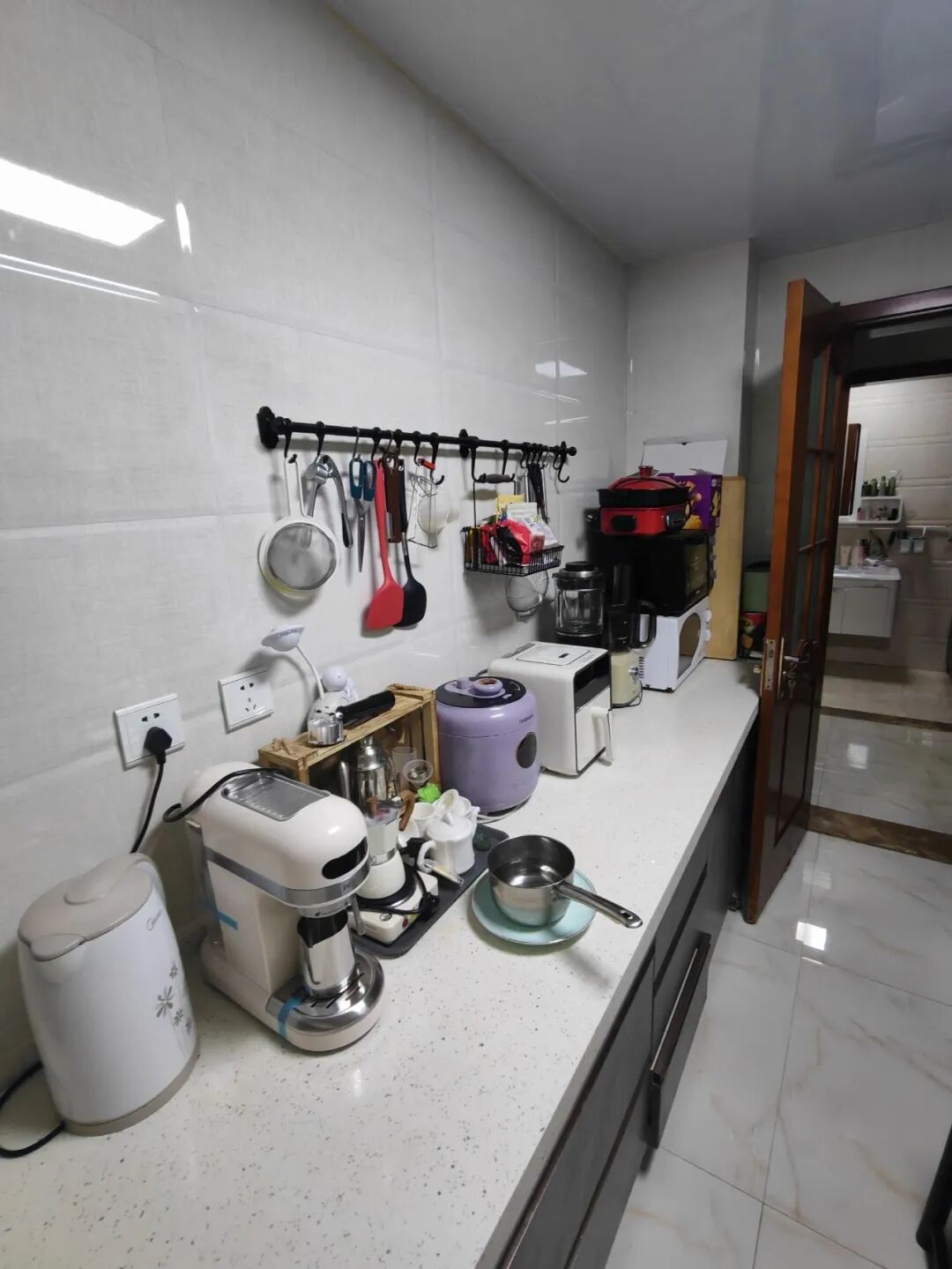 Sau một lần dọn nhà thật kỹ, tôi quyết không mua lại 6 món này: Tốn tiền, chiếm chỗ, càng dùng càng thấy mệt- Ảnh 3.