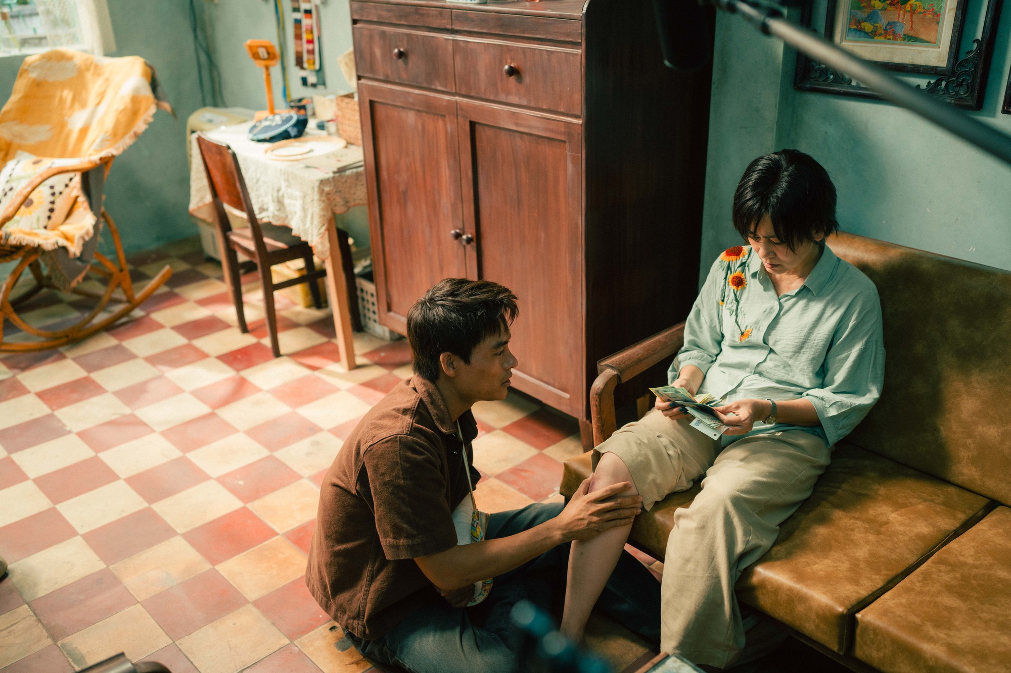 Phim Việt chưa quay đã thay máu 99% dàn cast: Tưởng xịt mà leo top 1 phòng vé, tầm nhìn đạo diễn quá đỉnh- Ảnh 7.