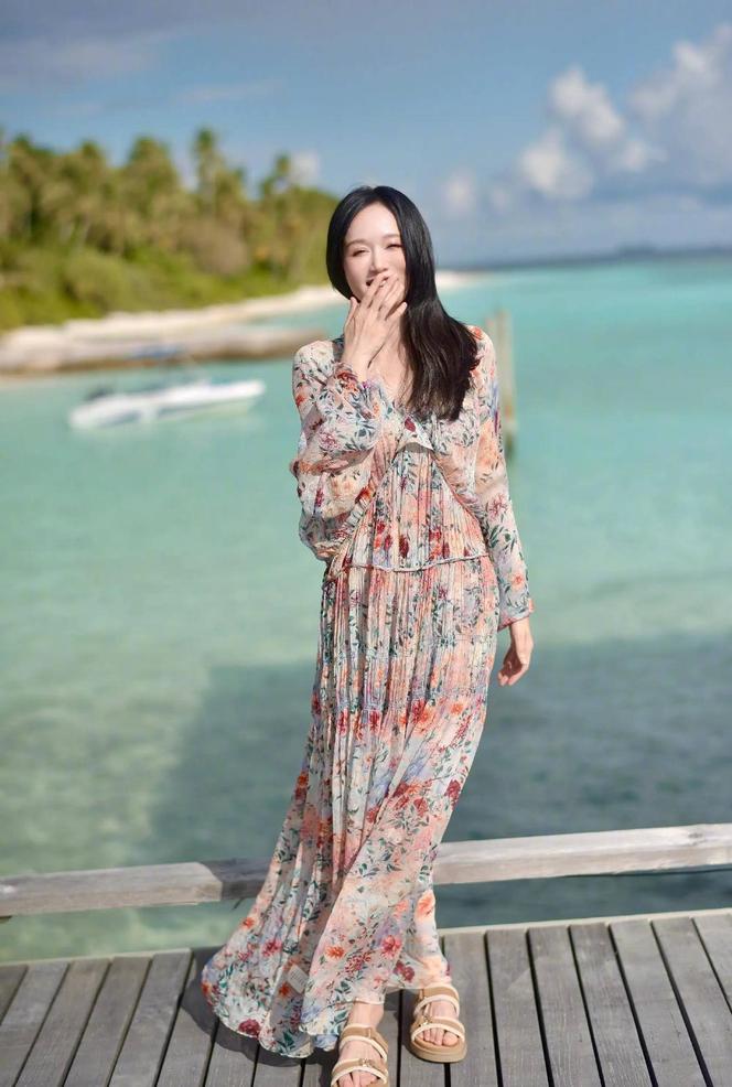 Tận mắt thấy nhan sắc Trần Kiều &Acirc;n ngo&agrave;i đời m&agrave; ngớ cả người- Ảnh 4.