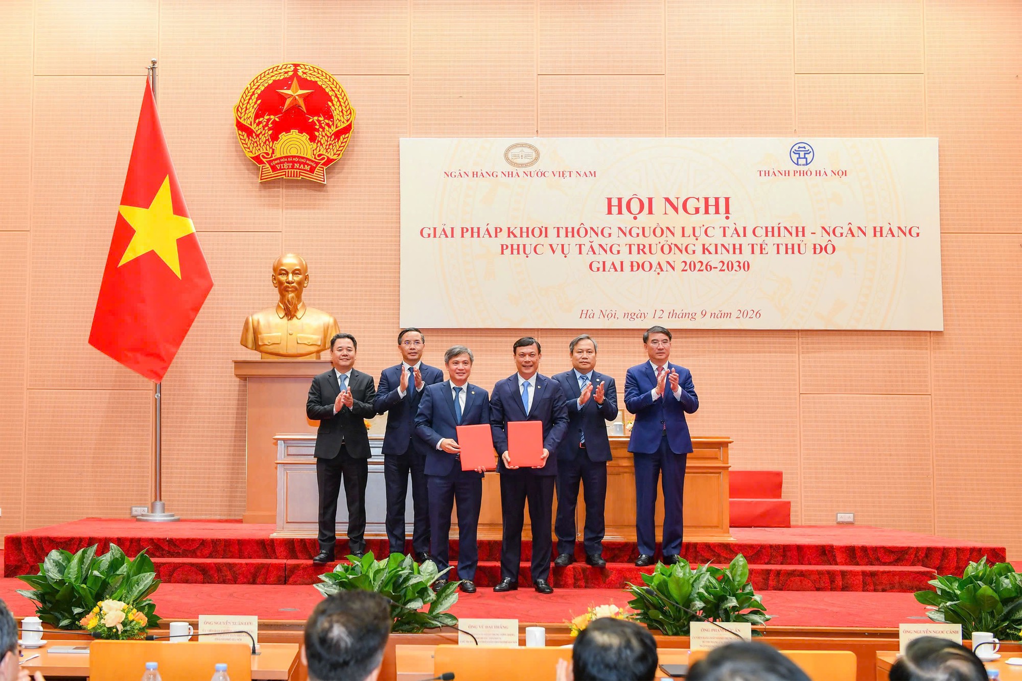 Loạt dự &aacute;n lớn tại H&agrave; Nội được Agribank, Vietcombank, BIDV, MB, MSB, TPBank, NCB r&oacute;t vốn - Ảnh 1.