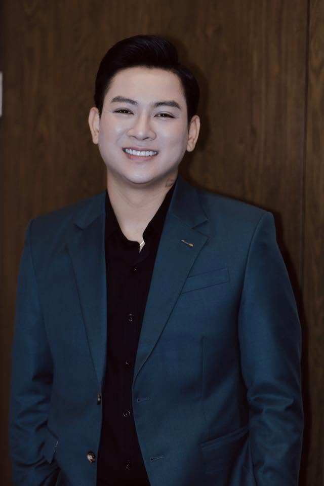 Mừng cho ca sĩ Ho&agrave;i L&acirc;m- Ảnh 7.