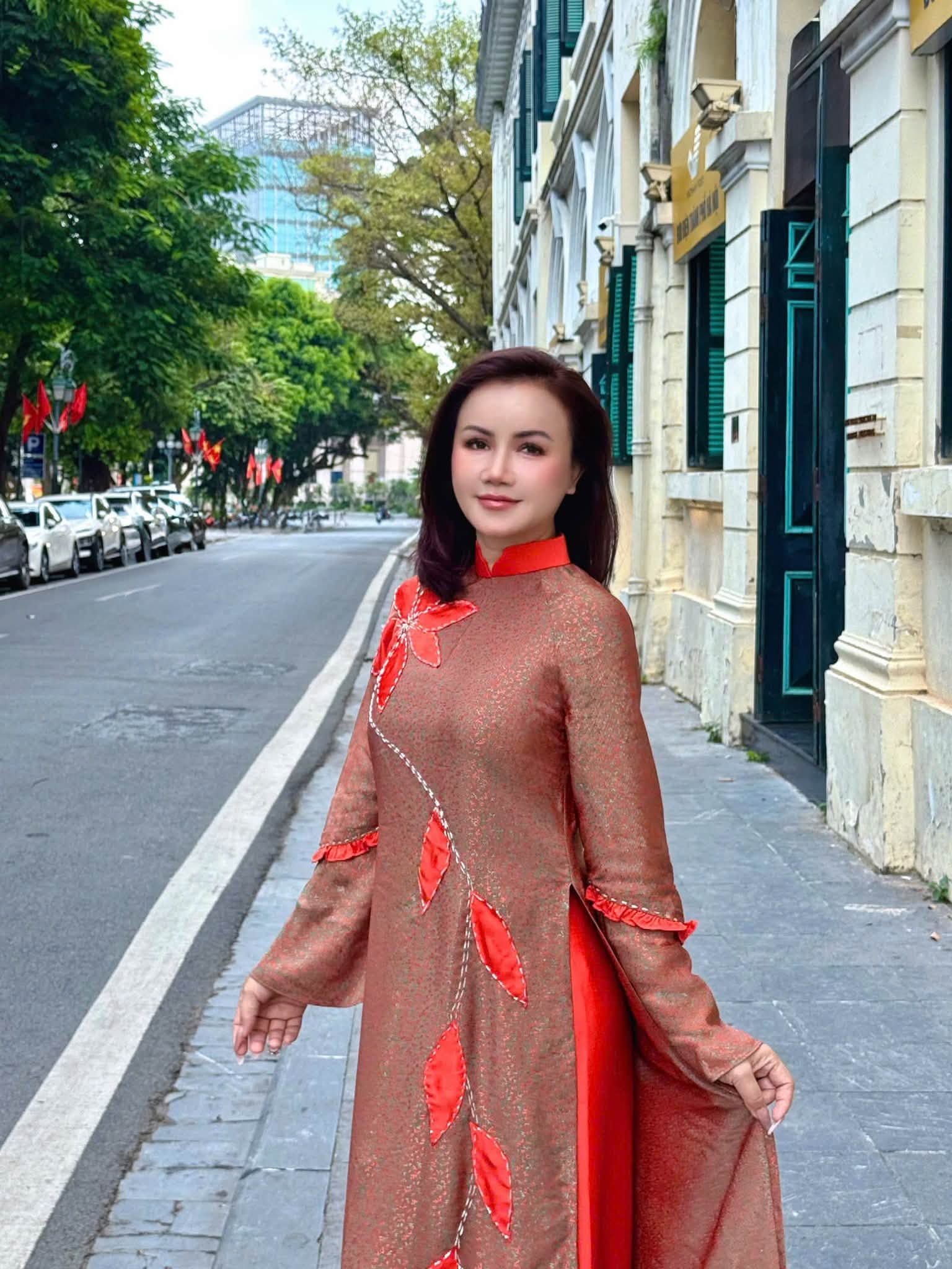 Sao Vbiz l&agrave;m mẹ đơn th&acirc;n sau 4 lần ly h&ocirc;n, từng bị chồng cũ đ&aacute;nh g&atilde;y mũi- Ảnh 6.