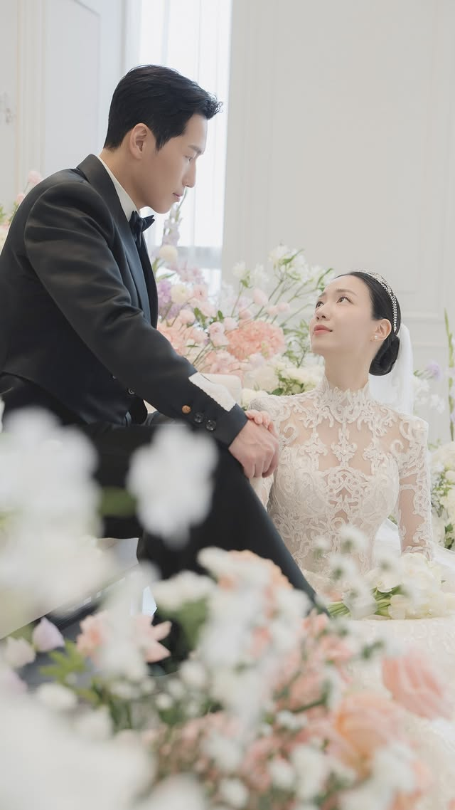 Hòa bình đến với T-ara rồi sao: Hwayoung cưới, Eunjung và Hyomin nô nức tung hoa?- Ảnh 4.
