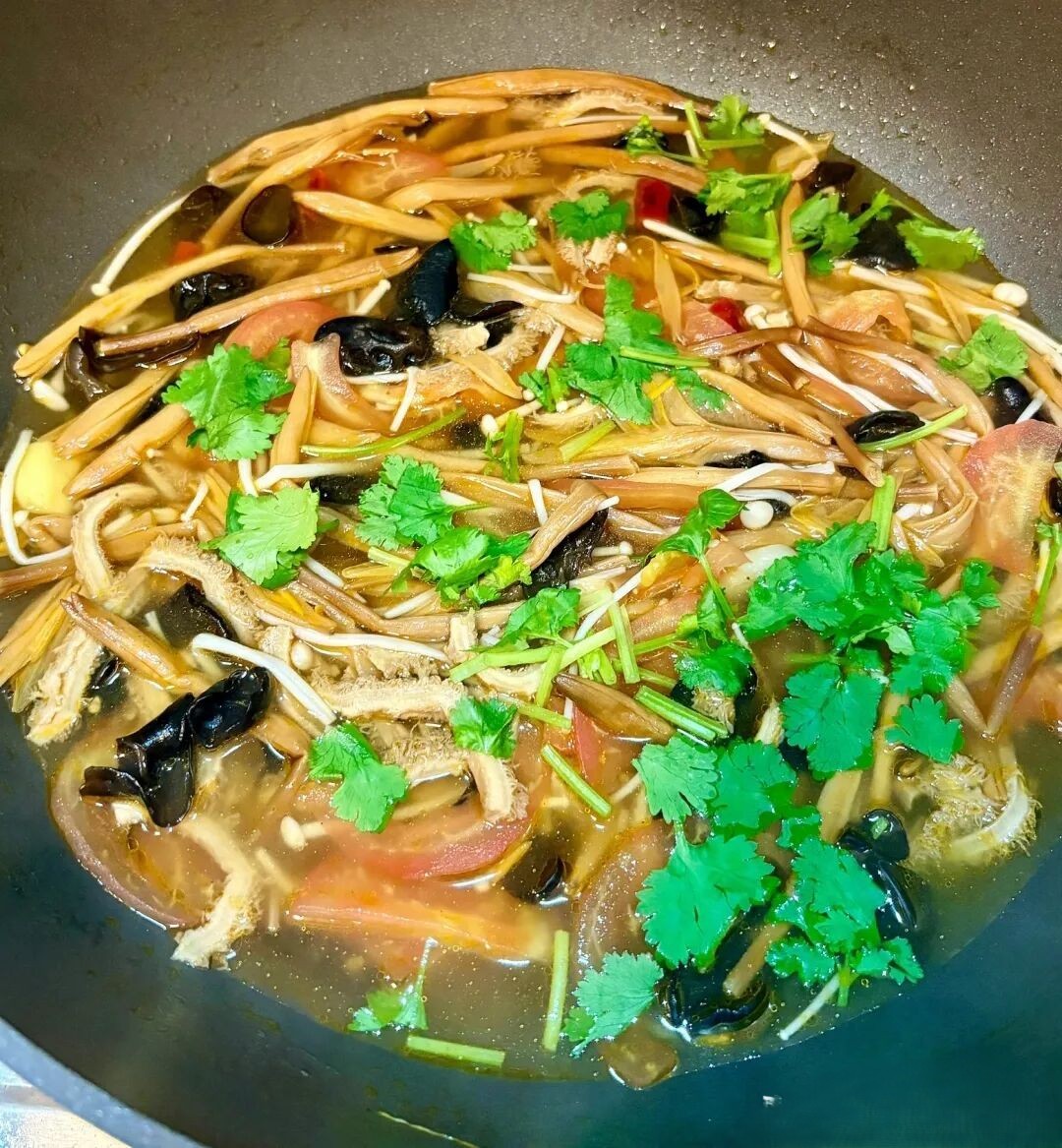 Loại hoa m&agrave; gan y&ecirc;u th&iacute;ch nhất v&agrave;o m&ugrave;a: Nấu th&agrave;nh c&aacute;c m&oacute;n ăn vừa ngon lại gi&uacute;p chức năng gan hoạt động trơn tru- Ảnh 11.
