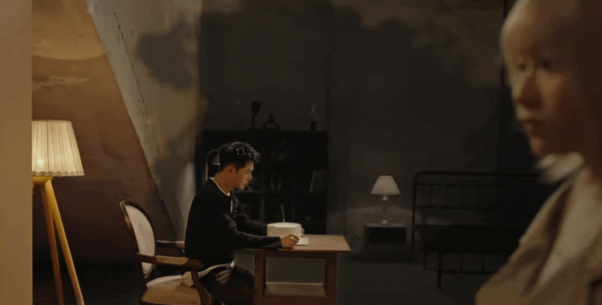 Việt Nam c&oacute; ca sĩ &ldquo;bố bỉm sữa" vợ đẹp con ngoan vạn người m&ecirc;, vừa xuất hiện diện mạo cực kh&aacute;c lạ- Ảnh 3.