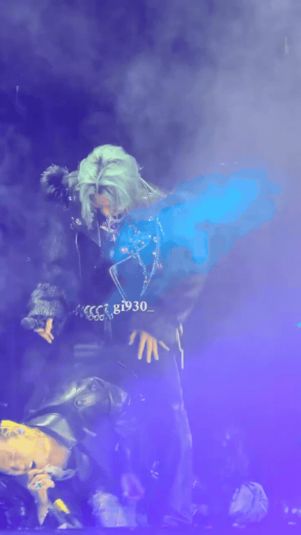 Đủ nắng hoa sẽ nở, đủ rồi G-Dragon!- Ảnh 1.
