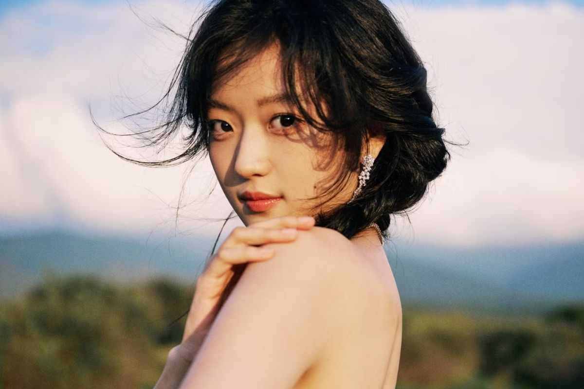 Mỹ nh&acirc;n đang viral khắp Việt Nam mang gương mặt của Jeon Ji Hyun v&agrave; Kim Yoo Jung cộng lại: Visual đẹp đến cực hạn- Ảnh 2.
