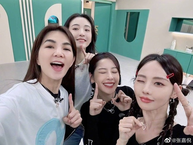Đối thủ của Chi Pu ra t&ograve;a ly h&ocirc;n chồng thiếu gia lộ clip cặp k&egrave; nữ sinh vi&ecirc;n 2K, một lần đệ tr&igrave;nh 300 bằng chứng sốc- Ảnh 5.