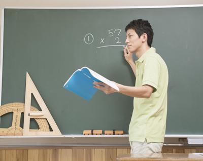 Ph&aacute;t hiện 1 kỹ sư cấp cao l&agrave;m 10 năm ở Big Tech bị sa thải, rời thủ đ&ocirc; về l&agrave;m gi&aacute;o vi&ecirc;n với mức lương chỉ bằng 1/10- Ảnh 3.