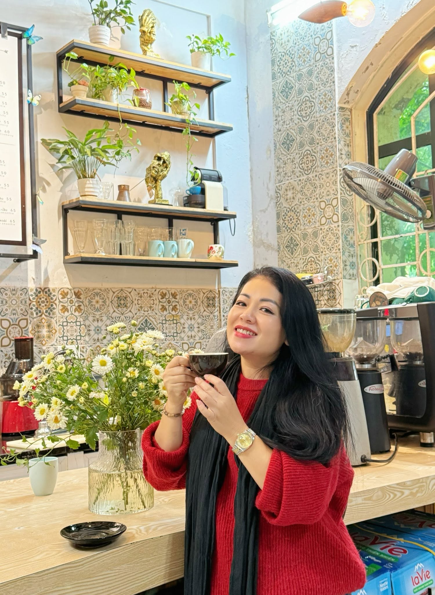 Mẹ đơn thân 4 con là "nữ hoàng nhạc đỏ" nói về điều khát khao nhất sau những dối lừa- Ảnh 3.
