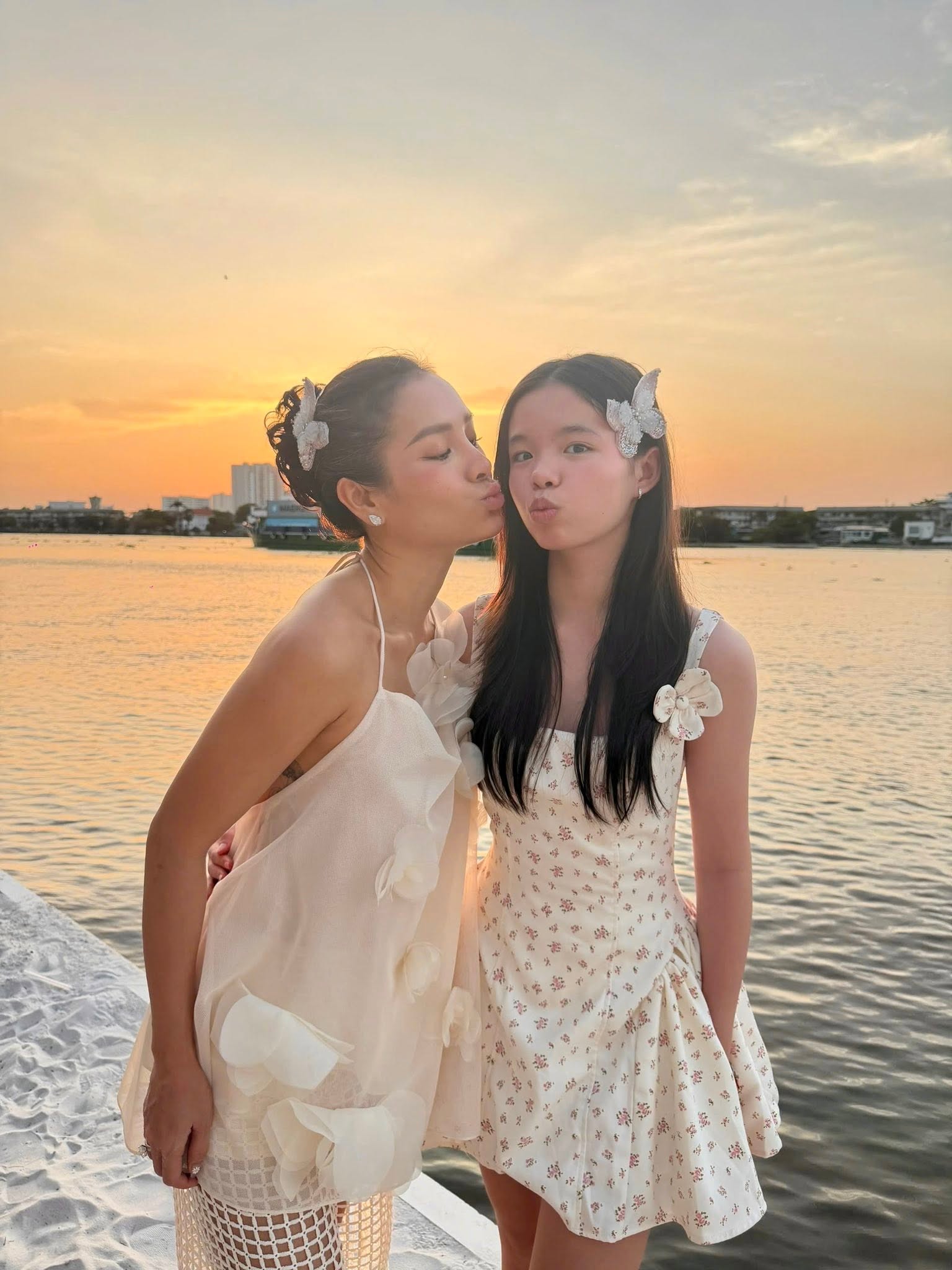 Con g&aacute;i Phương Trinh Jolie 13 tuổi cao gần 1m7, v&oacute;c d&aacute;ng nổi bật: H&eacute; lộ 5 ph&uacute;t tập luyện tại nh&agrave; khi tan học về, gi&uacute;p ch&acirc;n d&agrave;i mi&ecirc;n man ở tuổi dậy th&igrave;- Ảnh 12.