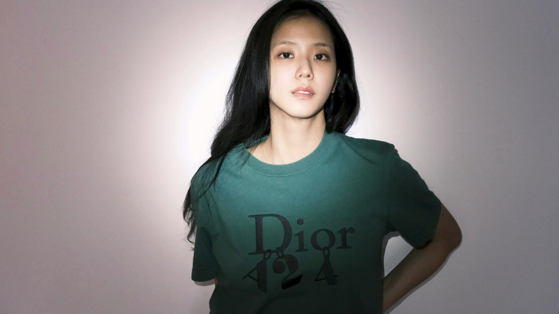 Gương mặt kh&ocirc;ng ch&uacute;t son phấn của Jisoo (BLACKPINK) trước 80 triệu người- Ảnh 1.