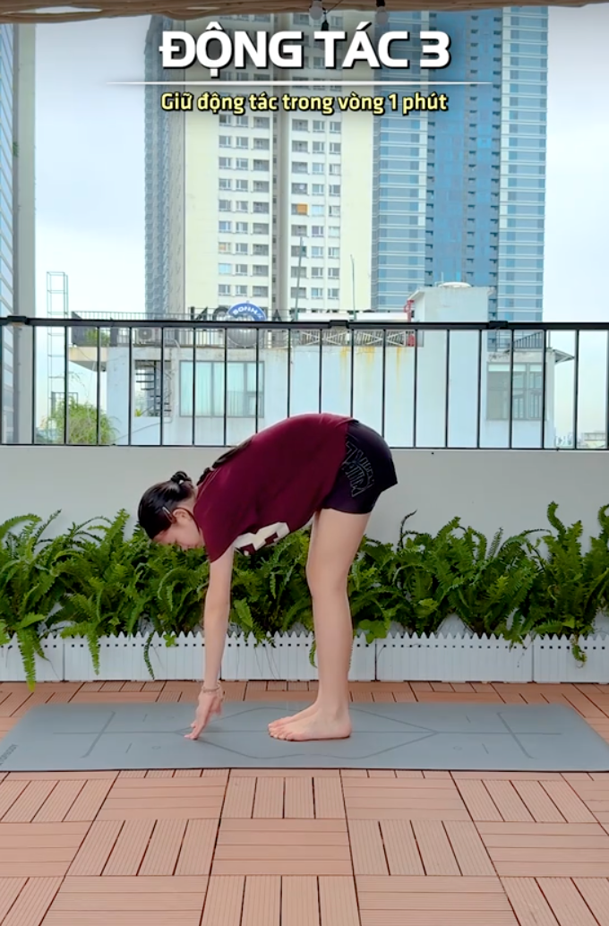 Con g&aacute;i Phương Trinh Jolie 13 tuổi cao gần 1m7, v&oacute;c d&aacute;ng nổi bật: H&eacute; lộ 5 ph&uacute;t tập luyện tại nh&agrave; khi tan học về, gi&uacute;p ch&acirc;n d&agrave;i mi&ecirc;n man ở tuổi dậy th&igrave;- Ảnh 9.